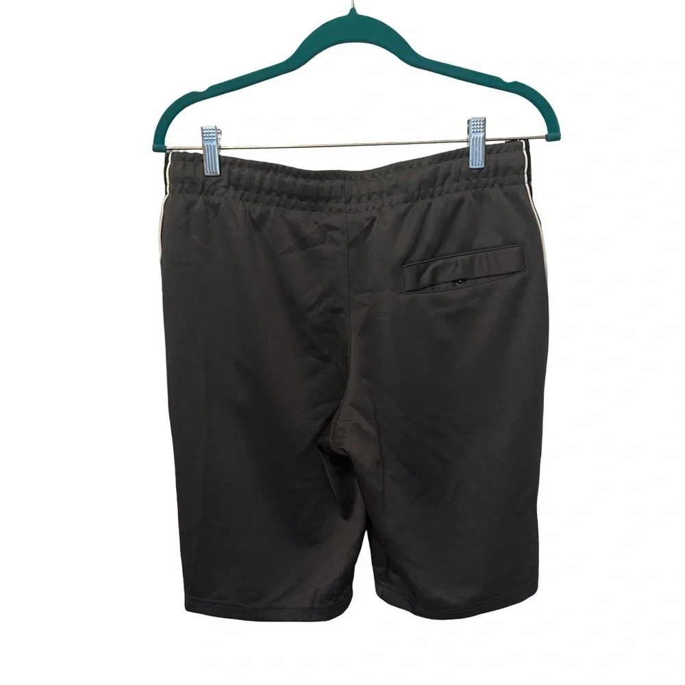 Nike Men's Black and White Athletic Shorts - Picture 2 of 3